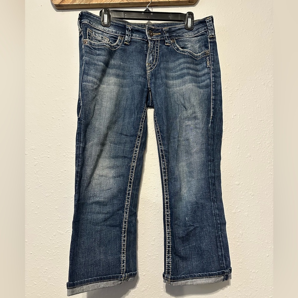 Silver Jeans Akko Denim Capris Size 28